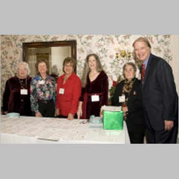22 Dorly Brunner, Sandy Walsh, Linda Hackett, Noreen Cullen, Marlene Lincoln, Paul Young.jpg