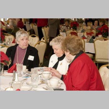 48 Peg Wallace and friends.jpg